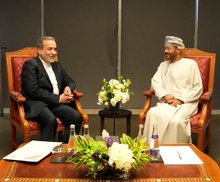 Iran, Oman FMs hold meeting before US talks