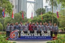 KUALA LUMPUR, April 10 -- Prime Minister and Finance Minister Datuk Seri Anwar Ibrahim (front row, sixth from left) in a group photo with ASEAN and Timor-Leste Finance Ministers and Central Bank Governors on the final day of the 12th ASEAN Finance Ministers and Central Bank Governors’ Meeting (AFMGM) at the Kuala Lumpur Convention Centre (KLCC), today.  (Front row, from left) Minister at the Prime Minister’s Office and Second Minister of Finance and Economy of Brunei Dato Dr Amin Liew Abdullah, Secretary of