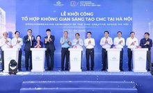 PM Pham Minh Chinh and delegates at the groundbreaking ceremony (Photo: VNA)