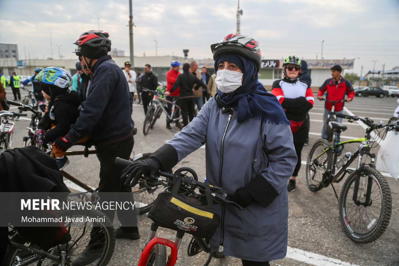 family cycling event in Qazvin