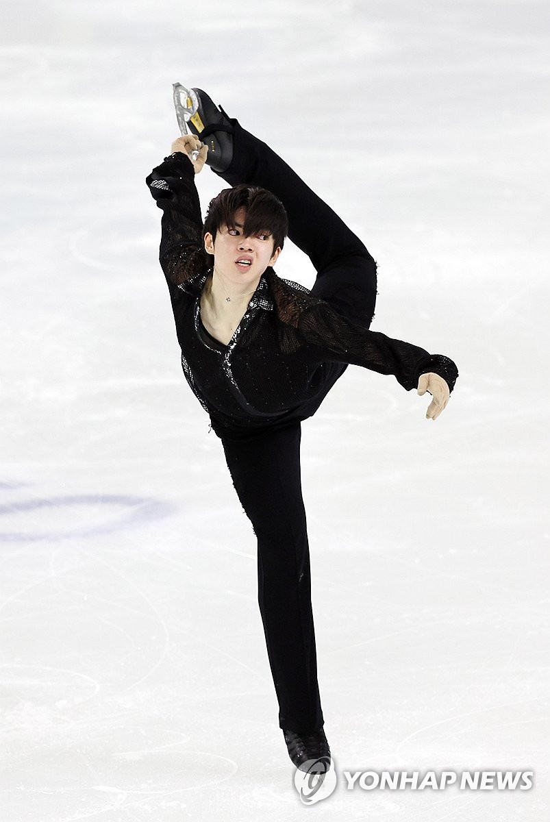 Figure skater Cha Jun-hwan at Asian Winter Games