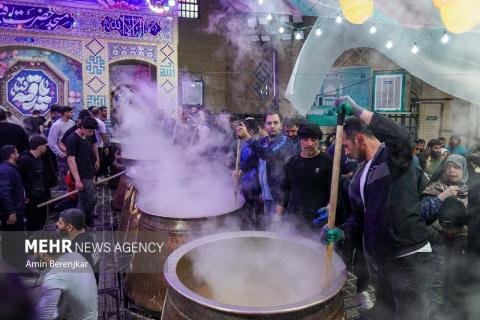 Cooking 30 Tons of "Samani" in Shiraz