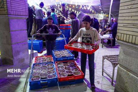 Cooking 30 Tons of "Samani" in Shiraz
