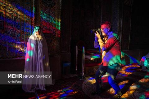 Foreign tourists visit Nasir al-Mulk Mosque in Shiraz
