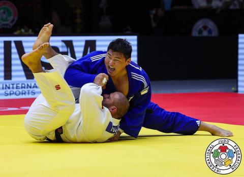 S. Korean judoka captures world title in +100kg