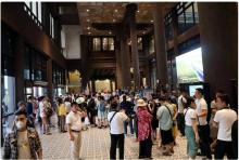 Tourists check in at Ha Long International Cruise Port in Quang Ninh province. (Photo: VNA)