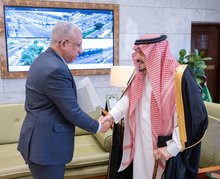 Riyadh Governor Receives Mauritanian Ambassador