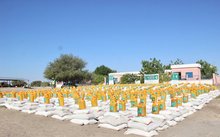 KSrelief Continues Distributing Dates to Refugees in Chad
