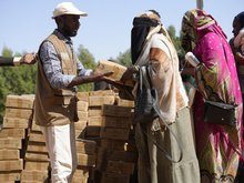 KSrelief Distributes 1,000 Cartons of Dates in Sudan