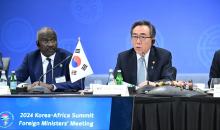 Foreign Minister Cho Tae-yul (R), sitting alongside Mauritania's Foreign Minister Mohamed Salem Ould Merzoug, delivers an opening remark at the foreign ministers' meeting of the 2024 Korea-Africa Summit, on June 2, 2024, in this photo provided by Cho's office. (PHOTO NOT FOR SALE) (Yonhap)