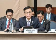 This photo, provided by the finance ministry, shows Finance Minister Choi Sang-mok (C) speaking during the Asia-Pacific Economic Cooperation Finance Ministers' Meeting in Lima, Peru, on Oct. 22, 2024. (PHOTO NOT FOR SALE) (Yonhap)