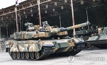 This undated file photo provided by the Army shows a K2 tank unit. (PHOTO NOT FOR SALE) (Yonhap)