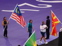  Malaysian contingent at the closing ceremony of the 2024 Paris Olympics at the Stade de France, Sunday.  --fotoBERNAMA (2024) COPYRIGHT RESERVED
