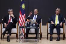 Malaysian Prime Minister Anwar Ibrahim speaking during a press conference after concluding his three-day official visit to South Korea, here Tuesday
