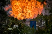  A devastating fire involving a Petronas gas pipeline in Selangor, Malaysia Tuesday morning.