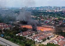 Authorities began investigation into the gas pipeline fire that broke out in the state of Selangor on Tuesday morning.