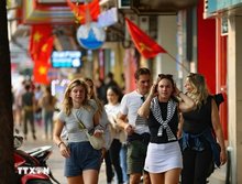Official outlines four strategies for Vietnam to hit 25 million foreign arrivals in 2025