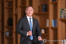 This photo provided by Hyundai Motor Group shows Euisun Chung, the executive chair of the South Korean automotive giant. (PHOTO NOT FOR SALE) (Yonhap)