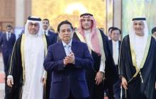 Vietnamese PM urges realisation of high-level agreements with Saudi Arabia, UAE, Qatar