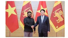 Vietnamese President Luong Cuong and his Sri Lankan counterpart Anura Kumara Dissanayaka at the banquet held in honour of the latter in Hanoi on May 5. (Photo: VNA)