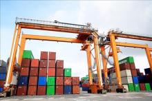 Vietnam enjoys over 19 billion USD trade surplus in eight months