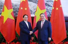 Vietnamese, Chinese government leaders hold talks on sidelines of WEF meeting