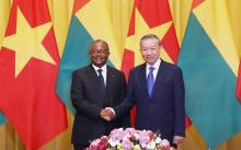 Vietnamese, Guinea-Bissau leaders hold talks