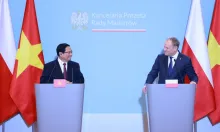 Vietnamese, Polish PMs hold talks, discussing measures to elevate bilateral relations