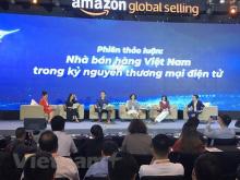 A discussion at the Amazon Week in Hanoi on October 27 (Photo: VNA)