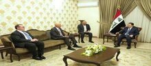PM, Mohammed Shia al-Sudani (right), U.S. Special Envoy to Syria Tom Barrack (center), the acting US ambassador to Baghdad, Joshua Harris, (left) 