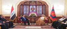 PM, Mohammed Shia Al-Sudani (left), Sultan Haitham bin Tariq Al Said (right)