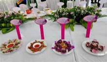 The making and performance of 100 dishes and drinks made from Binh Tan sweet potatoes set a Vietnamese record. (Photo: VNA)