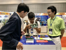 At the SEMICON VIETNAM expo, underway in HCM City from October 31 to November 2. (Photo: VNA)
