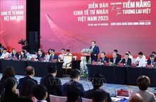 Prime Minister Pham Minh Chinh speaks at the high-level dialogue of the Vietnam Private Sector Forum (VPSF) 2025 on September 16. (Photo: VNA)