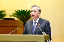 Party General Secretary To Lam speaks at the conference. (Photo: VNA)
