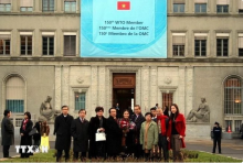 Vietnam becomes the 150th member of the WTO on January 11, 2007. (Photo: VNA)
