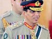 Pakistan army chief condemns NATO strike 