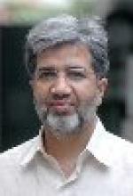 Sanctions Make Iran Stronger: Pakistani Journalist  