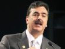 Pakistani PM Holds Consultations Ahead Of Court Appearance   