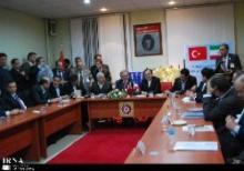 Iran-Turkey sign cooperation agreement on border provinces