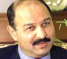 Analyst stresses to resolve Iran’s nuclear issue through dialog