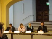 German Muslim groups condemn Islamophobic book of top German banker