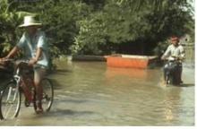 Thai Deputy PM visits flood-hit areas in South