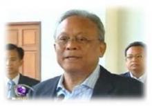Thai DPM Suthep visits Thai-Cambodian border area