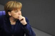 Merkel tells Mubarak to listen to people's 'legitimate' demands