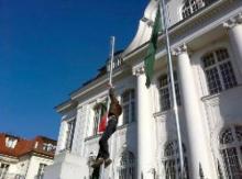 Qaddafi opponents attack Libyan embassy in Berlin