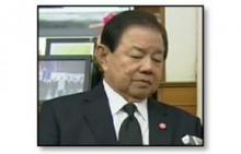 New defence minister promises to uphold Thai monarchy