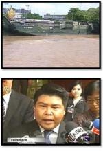 Workers to drain excess water into river on fears of flood in Bangkok